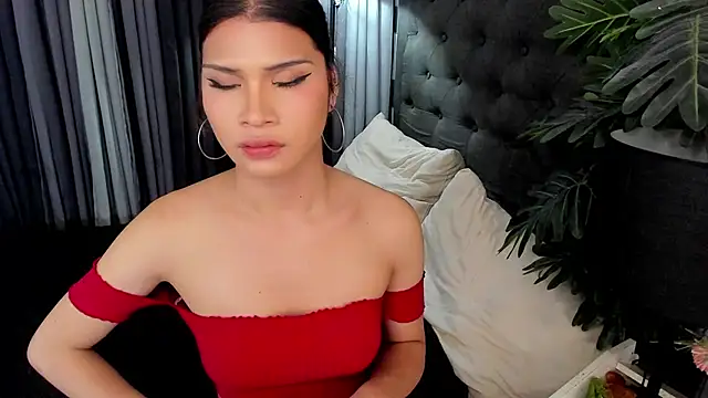 delightfulasianhugecock webcam