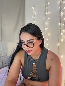 Aylin_Fox webcam