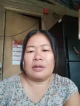 Lovelywoman43 webcam
