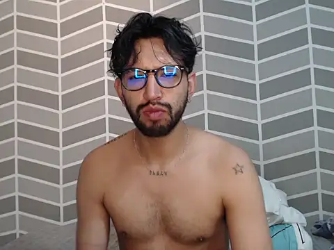 thomass1018 webcam