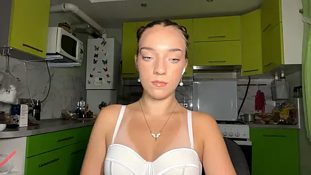 TanyaSavela webcam