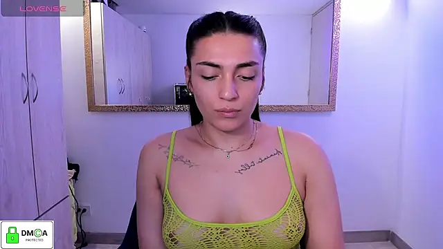 EricaVanderhill Live Web Cam Show
