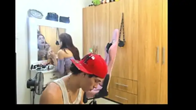 Pride_couple webcam