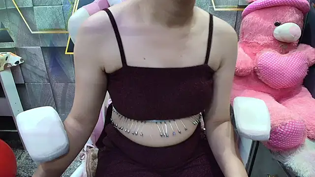 NymphoIsLive webcam