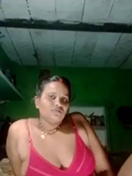 Shivani09900 webcam