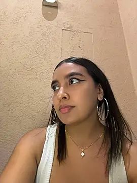 HaileyBieber_ webcam
