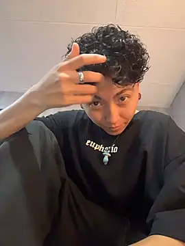 ian_mathias_ webcam