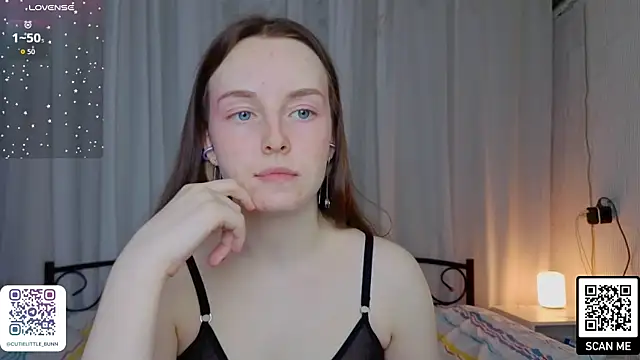 bae_cake_ webcam