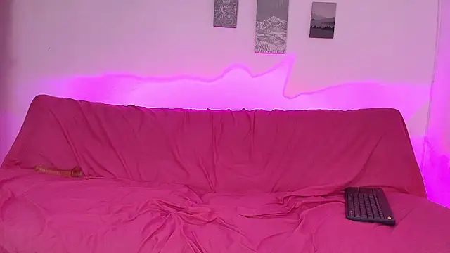 Nikki__uwu webcam