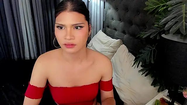 delightfulasianhugecock webcam