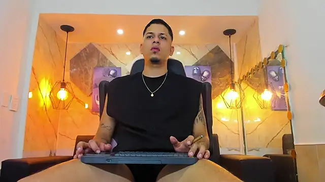 Klaar_Blessed webcam