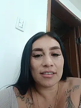 Milf_NaomiBraunx webcam