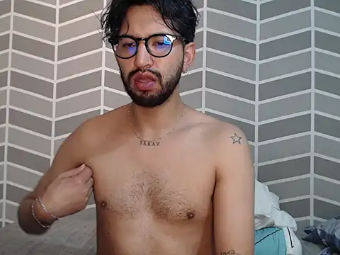 thomass1018 webcam