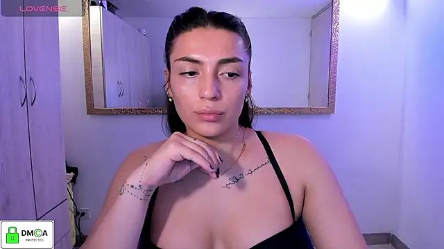 EricaVanderhill Live Web Cam Show