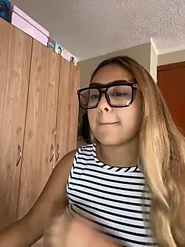 Miabonnett_ webcam