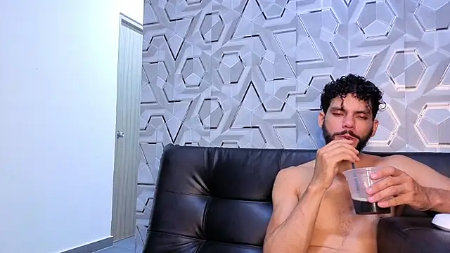 big_sensation_21s webcam