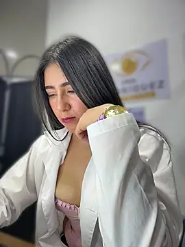 CAROLINE__07 webcam