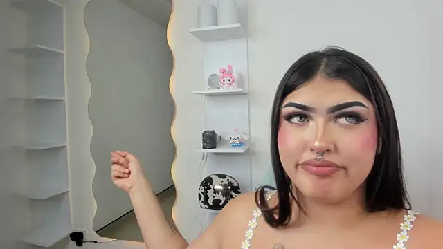 hollycute__ webcam
