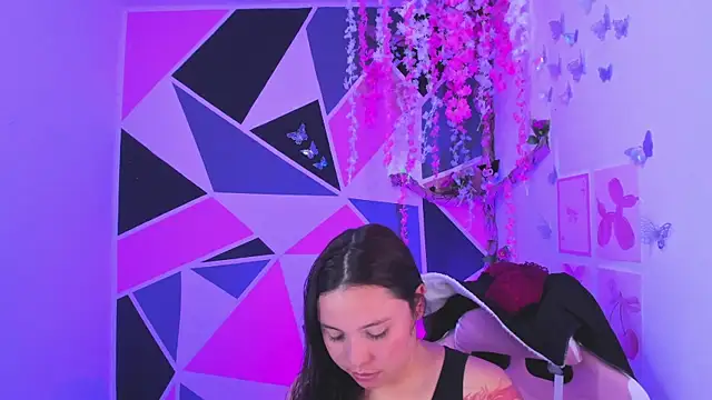 little_emma0