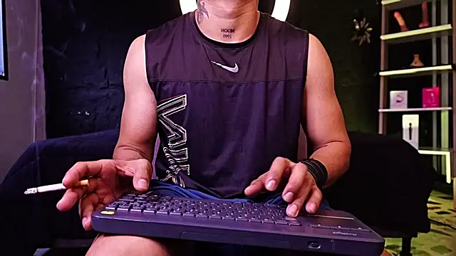 LiamDeep webcam