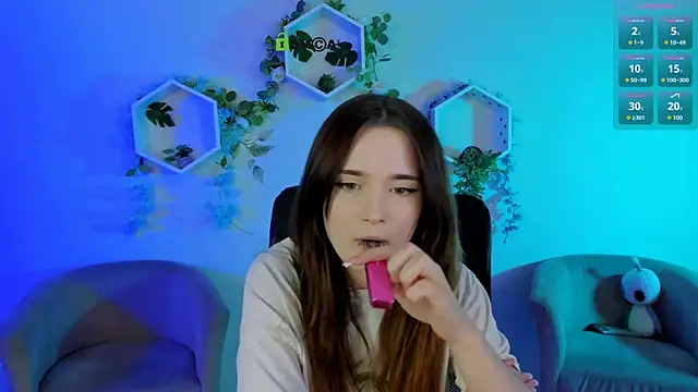 liana_kisses webcam