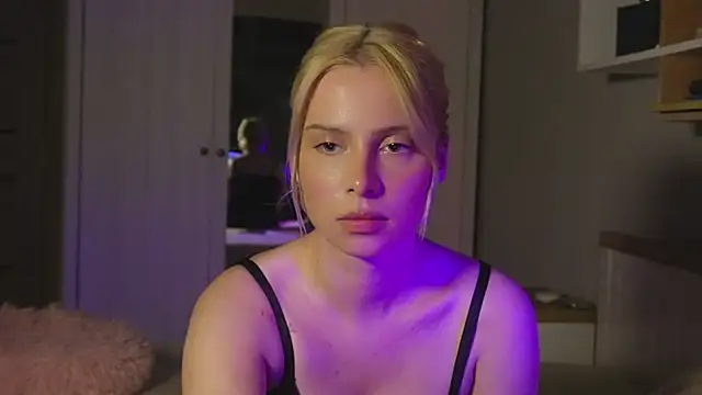 SweetPunisherr webcam