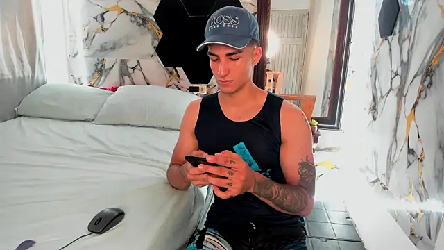 Goldendesirexx webcam