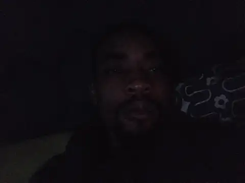 mlakabiggy Live Web Cam Show