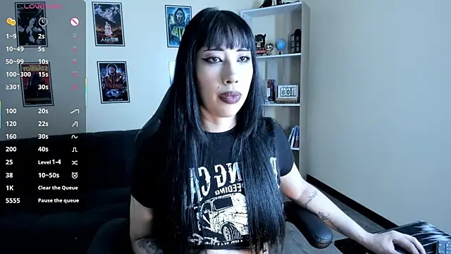 Ravenelle_ webcam