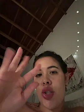 Emilia_Bakerr webcam