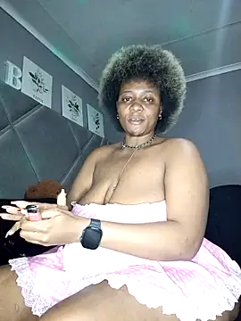 CocoBootyyy webcam