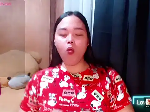 _Lylia webcam