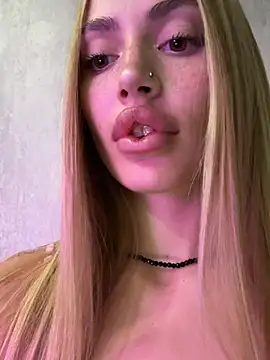 Elizabeth_Tay webcam