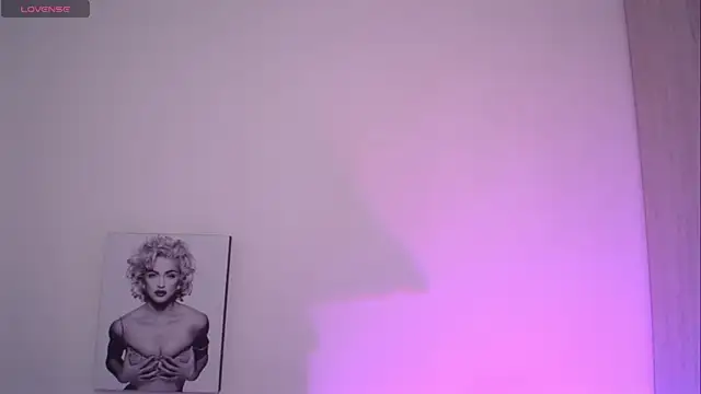 Millie_bobby webcam