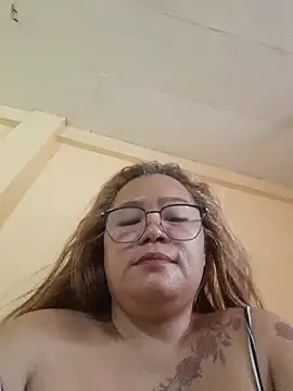 loriepinay46 webcam