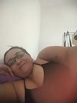 Nini_Love_ webcam