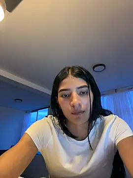 Ema_Rose_ webcam