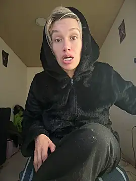 MARILYNKOVANOVA webcam