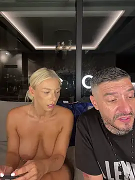 SexOnMyLvL Live Web Cam Show