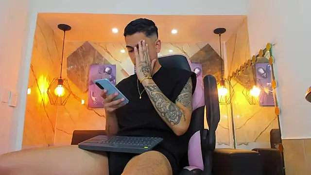 Klaar_Blessed webcam