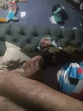 hairy_mannn webcam