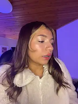 Isabella18_pink webcam