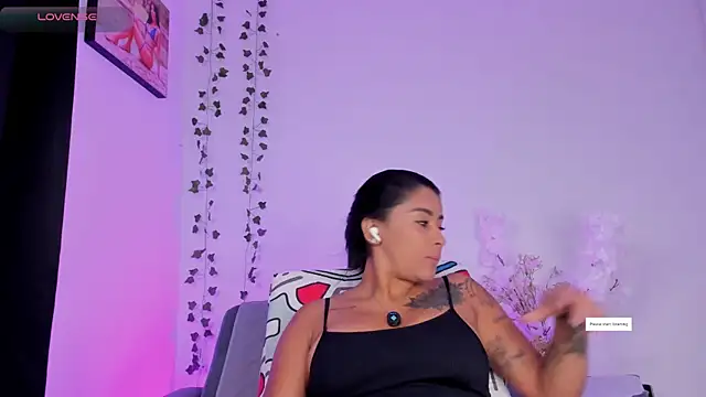 SelenaStonne webcam