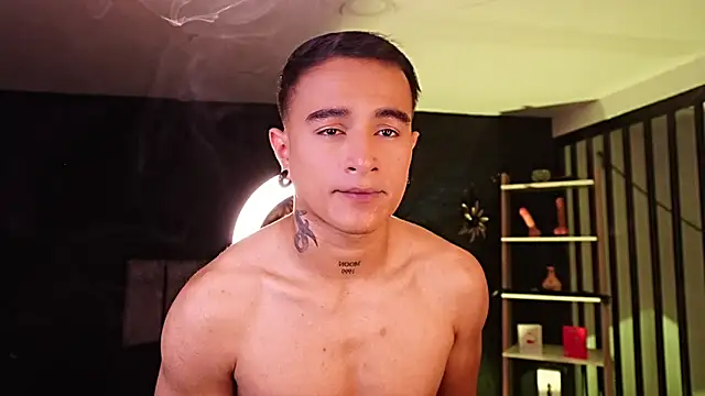 LiamDeep webcam