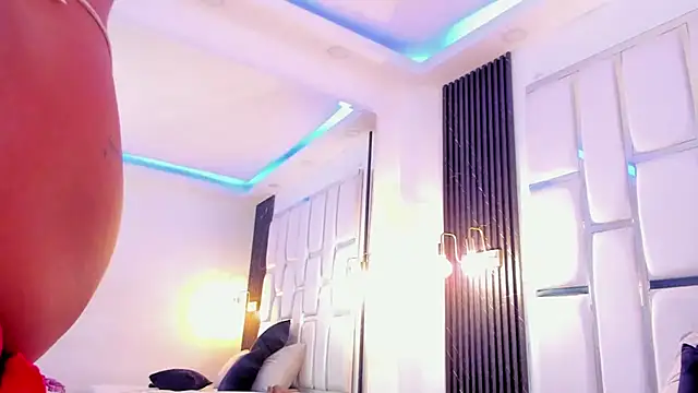 Maia_Clark520 webcam