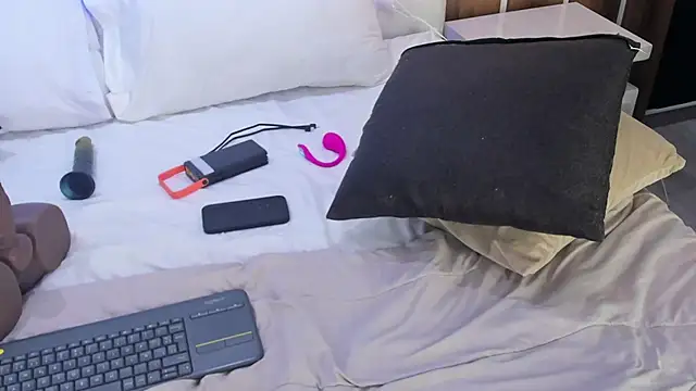 AmmyJones_ webcam