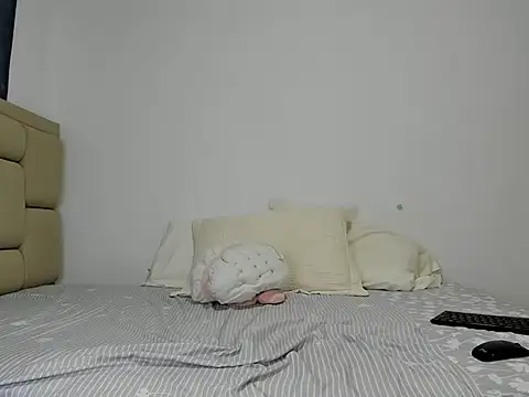 Scarletcute24 webcam