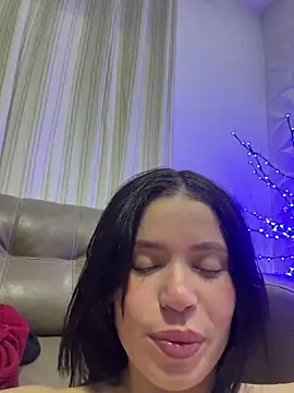Rafaellaz Live Web Cam Show