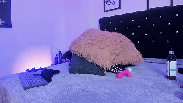 FelinaJohnson webcam