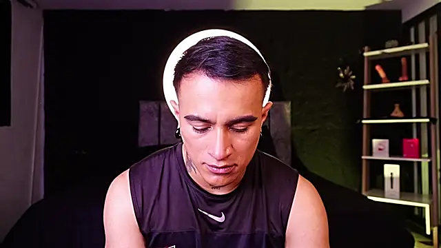 LiamDeep webcam